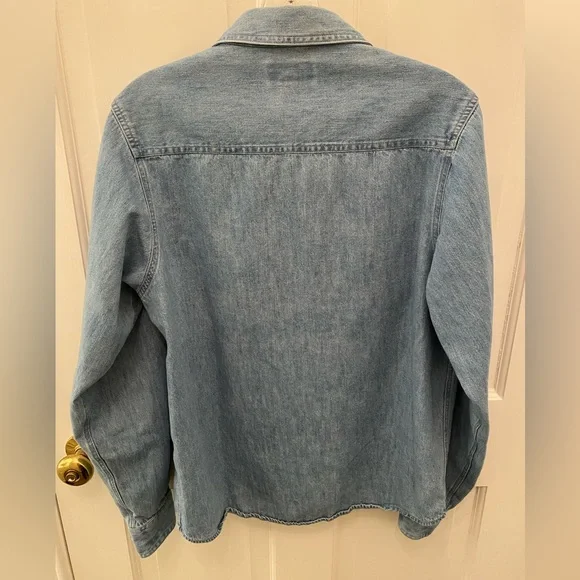 TITAN’S LADIES VINTAGE ANTIGUA  CHAMBRAY SHIRT - Picture 5 of 10